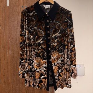 Textured Vintage Floral Blouse with Shoulder Pads